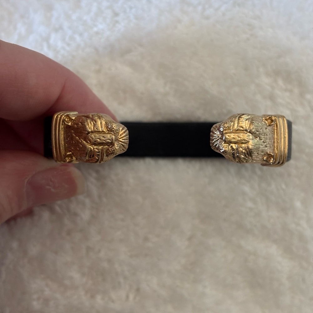 JewelMint Elegant Black and Gold Jaguar Cuff Bracelet OS
